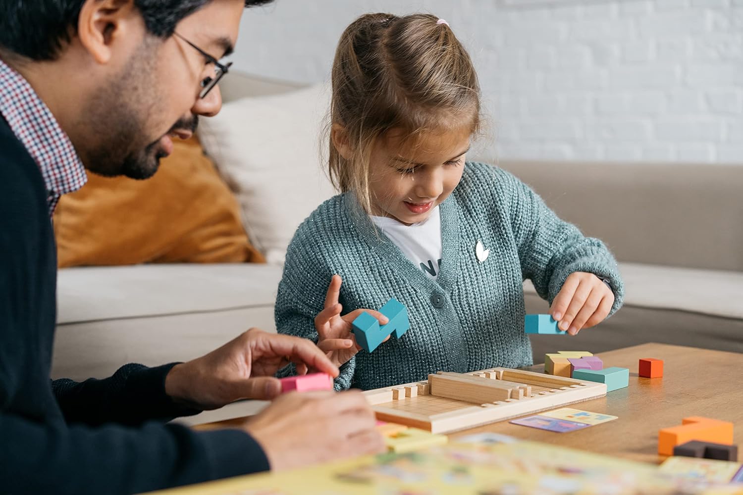 GIGAMIC - Gagne Ton Papa - Le Jeu Casse-tête évolutif en Bois - A partir de 3 Ans - De 1 à 2 Joueurs